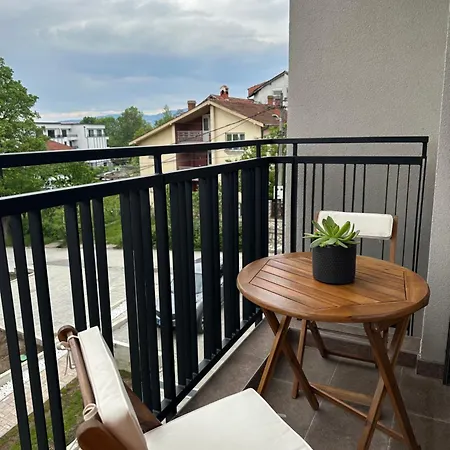 N Apartament *
